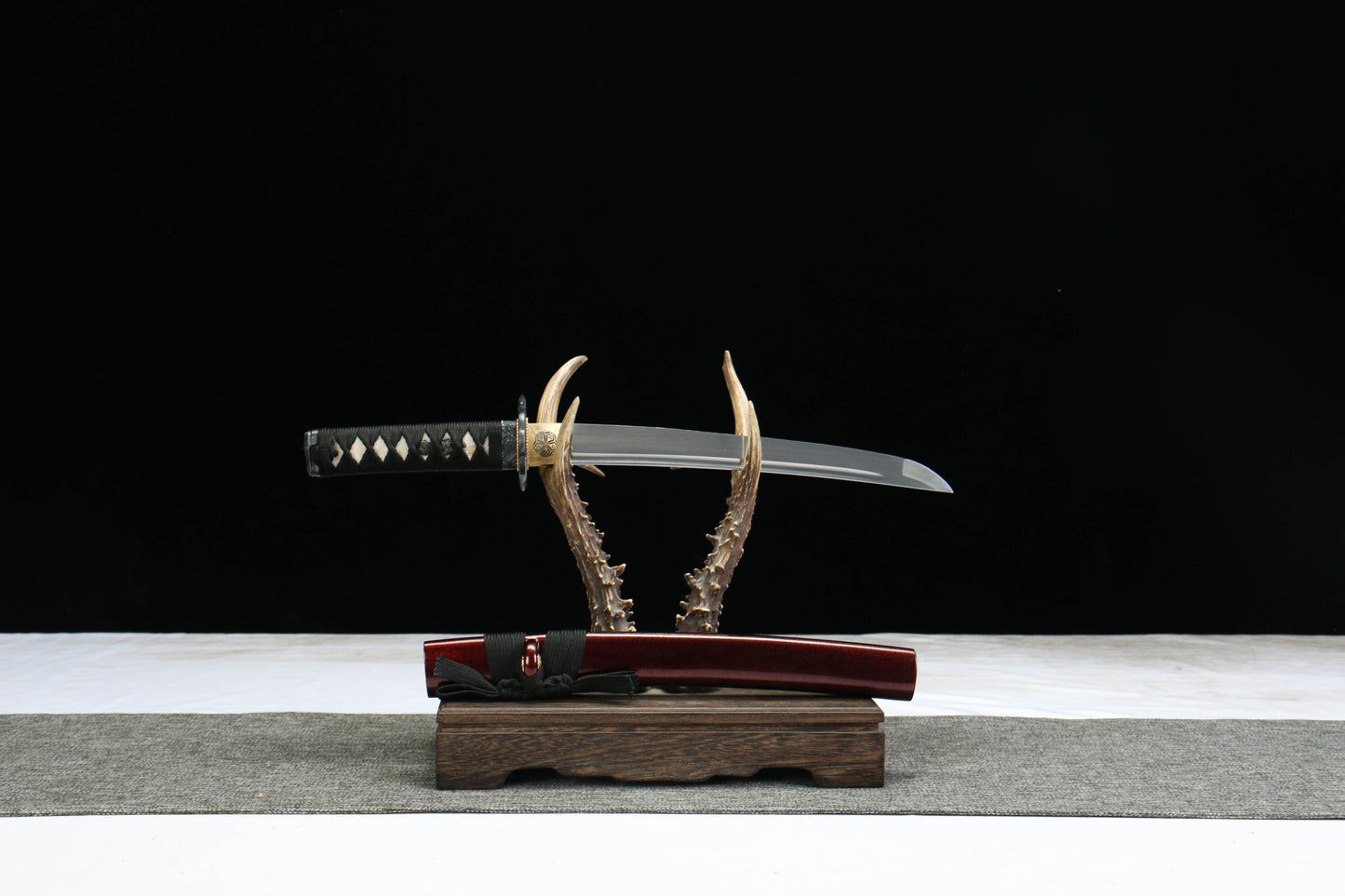 Lightweight ninja sword